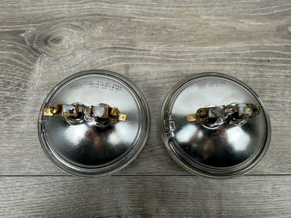 Par de bombillas auxiliares de paso Harley-Davidson 30W Wagner 4449 Foto 3 de 4