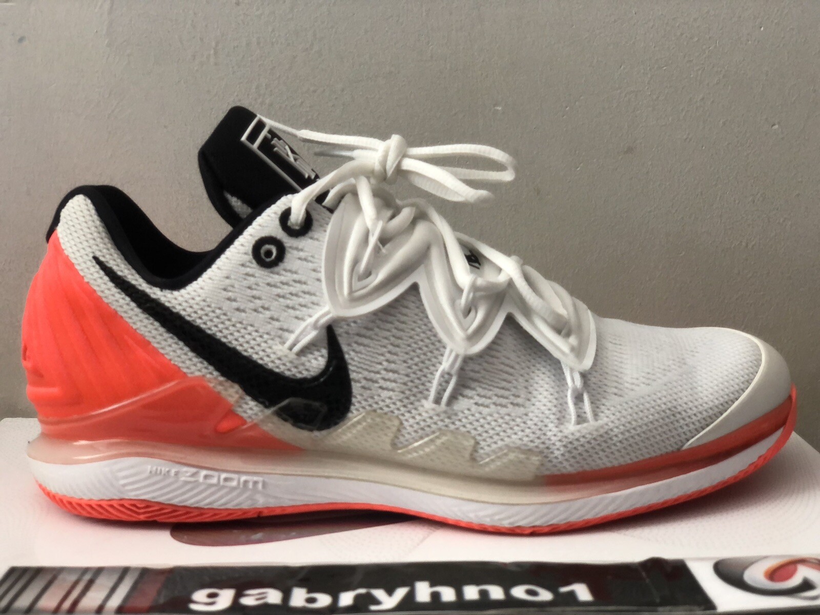 air zoom vapor x kyrie hot lava