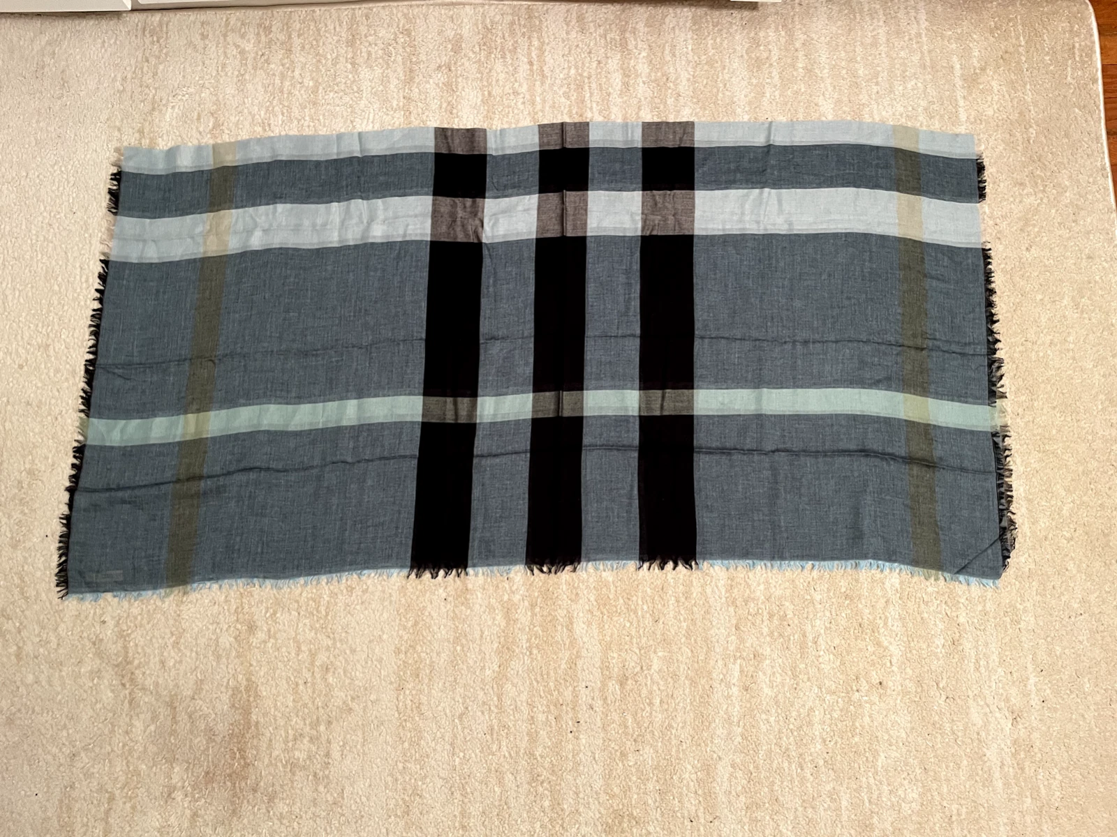 Burberry Scarf Check Blue Gray Black Square Fringe Square Transparent Large silk