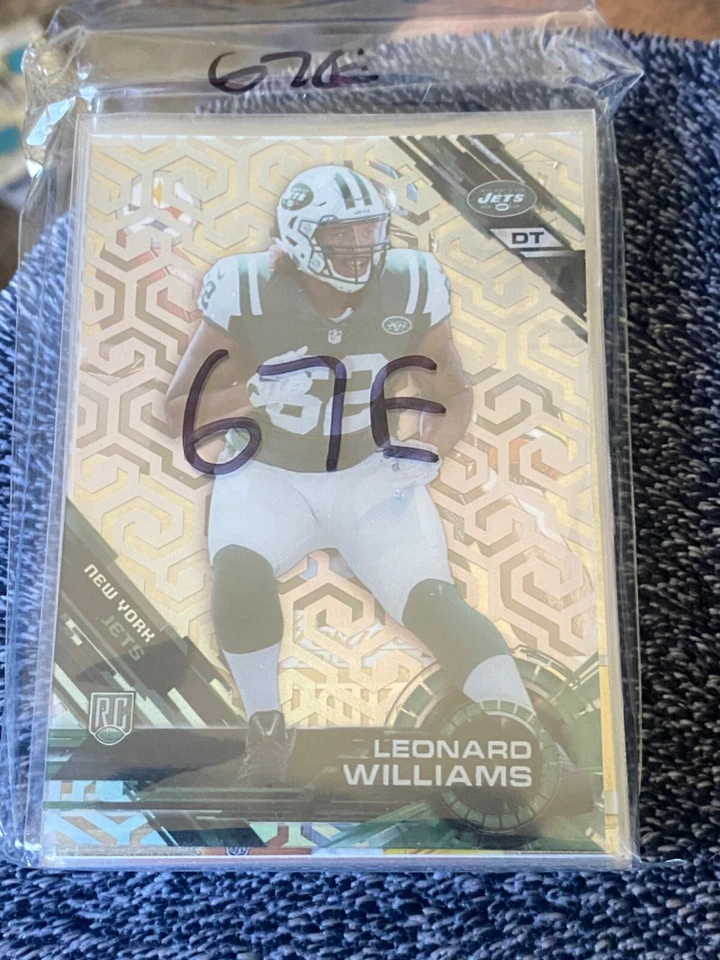 2013 Bowman Sterling Blue Refractor /99 Dez Bryant #9 - Image 3 of 3