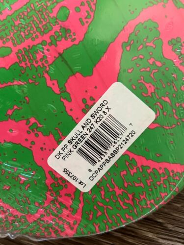 Ray Bones Rodriguez SKULL AND SWORD Powell Peralta 8.0 neon pink grün - Bild 6 von 11