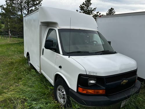 2011 Chevy box trucks 12' used - Low Price $4,990