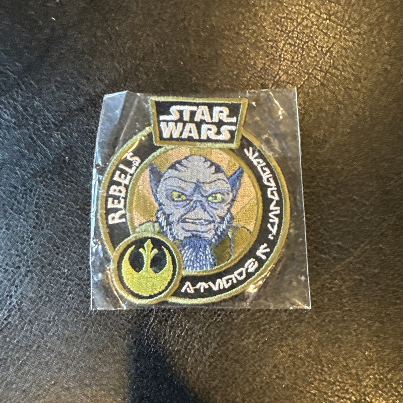 Star Wars Smugglers Bounty Exclusive Rebels Patch Funko Zeb