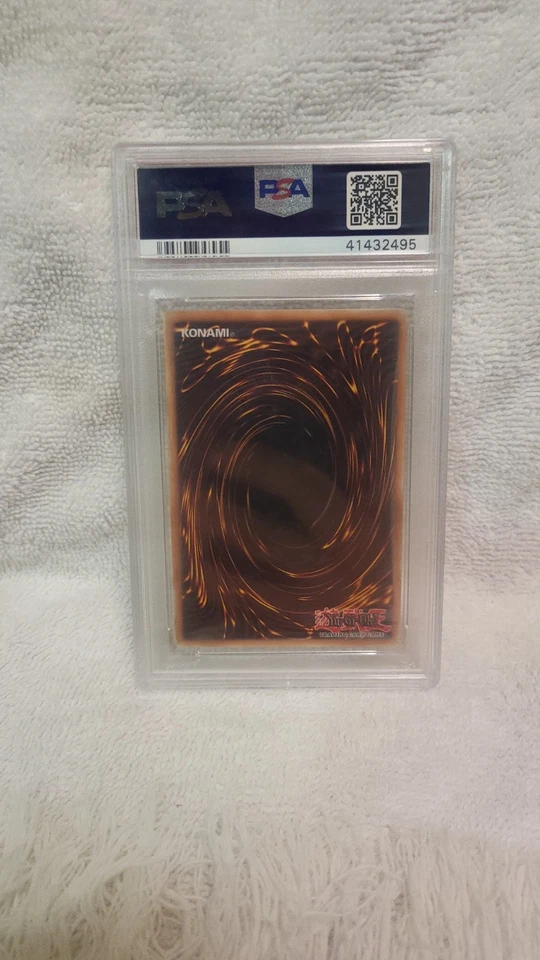2010 Legendary Collection Blue-Eyes White Dragon LC01-EN004 Graded PSA 10 - Image 3 of 4