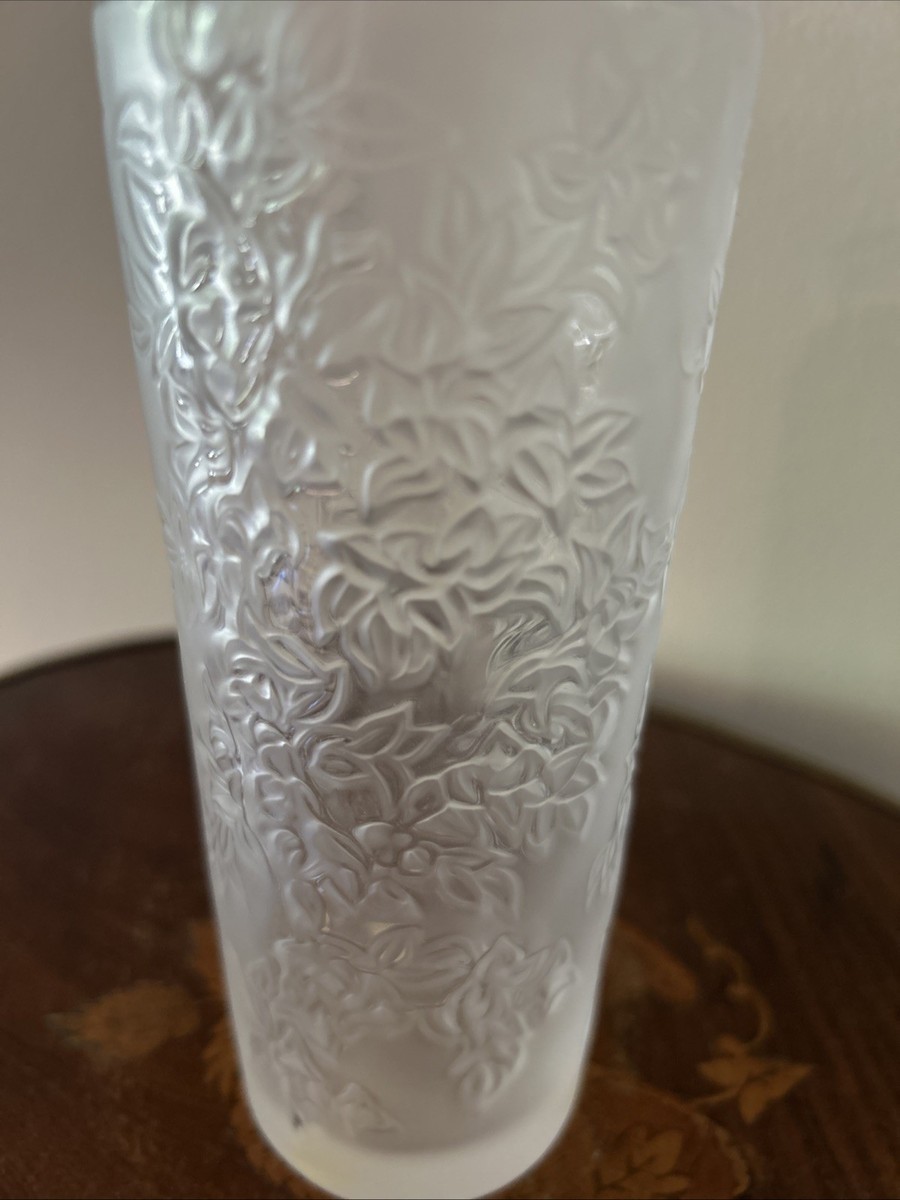 LALIQUE Crystal Bougainvillea Clear Glass Crystal Vase 7