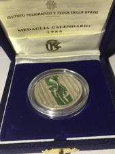 Medaglia Calendario IPZS 1988 Arg.986/1000 gr.28 diam.31. Ognuno il suo tempo.
