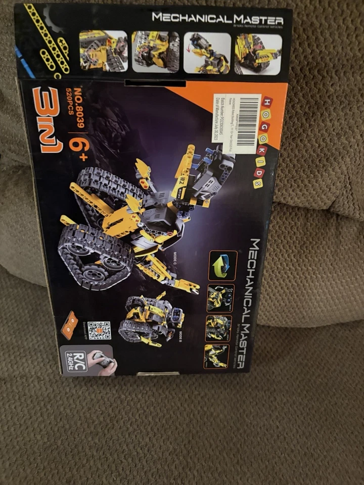 Mechanical Master 3 In 1 RC Robot Dinosaur Car No8039 Remote Control - Image 3 of 4