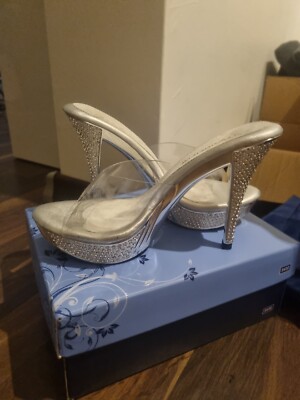 Neue NPC Posing Schuhe 36