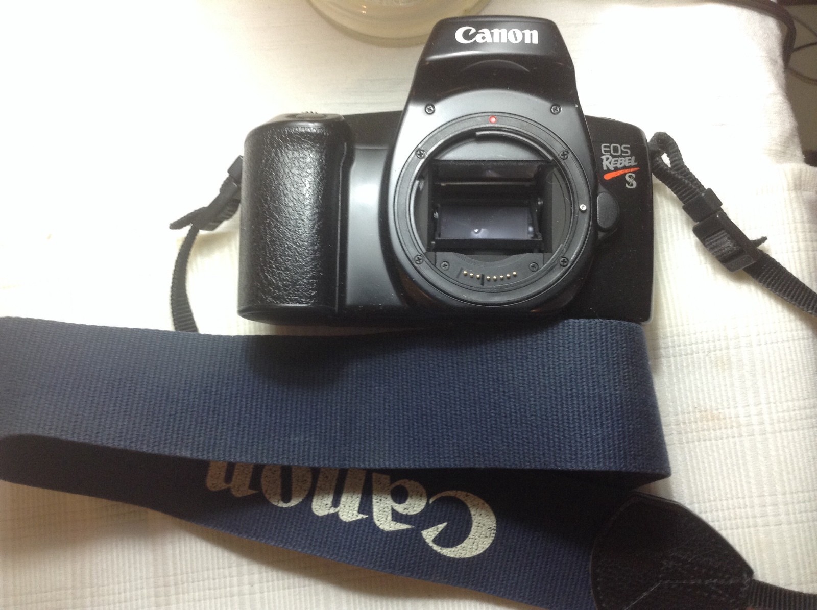 Canon Rebel S II 35mm SLR Film Camera Body Only