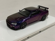 1/64 Motorhelix Nissan Skyline GT-R R34 V Spec II in Midnight Purple MIX2