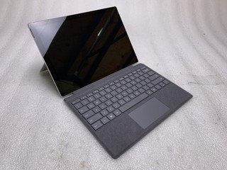 Microsoft Surface Pro 7 Core i7 1065G7 1.3GHz 16GB RAM 1TB SSD Windows 11 Pro
