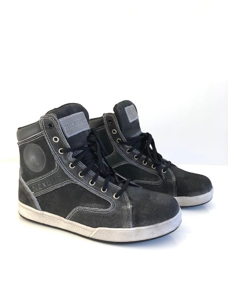 Botte moto route Nexone Torino noire en cuir haute résistance homme