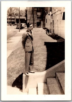 Vtg Snapshot Dapper Man in Suit Standing On Concrete Wall Memphis TN 1940s