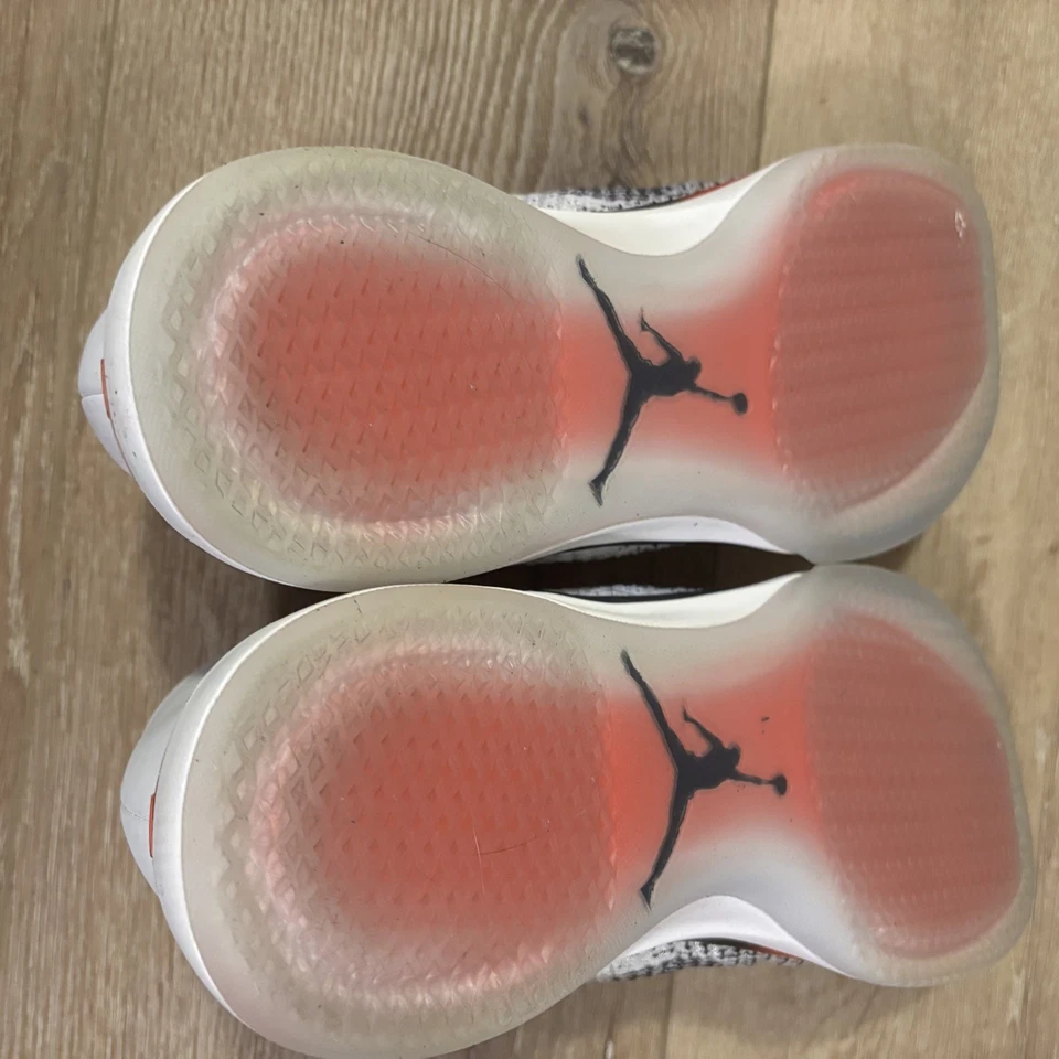 Nike Air Jordan 31 XXXI Black Toe Mens Size 11 845027-108 RARE EUC With Box - Image 2 of 4