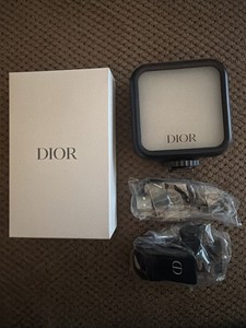 DIOR Cell Phone FLASH LED LIGHT  for selfie Videos with pouch (New in Box)