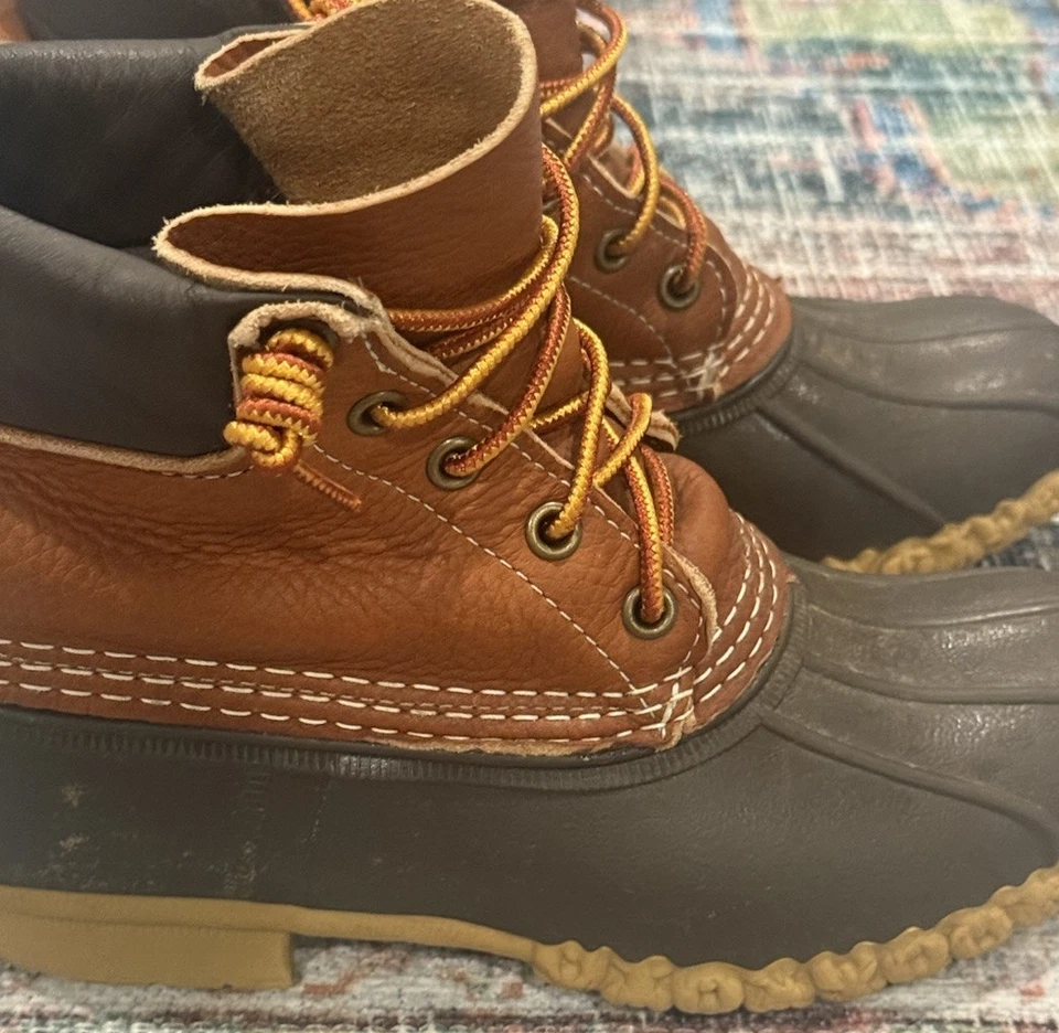 LL Bean Bean Boots 6" Padded Collar Hunting Duck Boot Women’s 6 Genuine Leather - Image 2 of 4