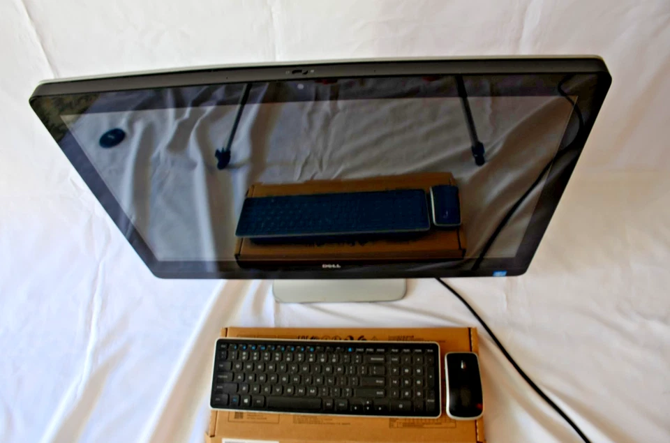 Dell XPS One 2710 Core i7-3770S 3.1GHz 8GB RAM 27" 320G HDD Win 10 ALL IN ONE - Image 2 of 4