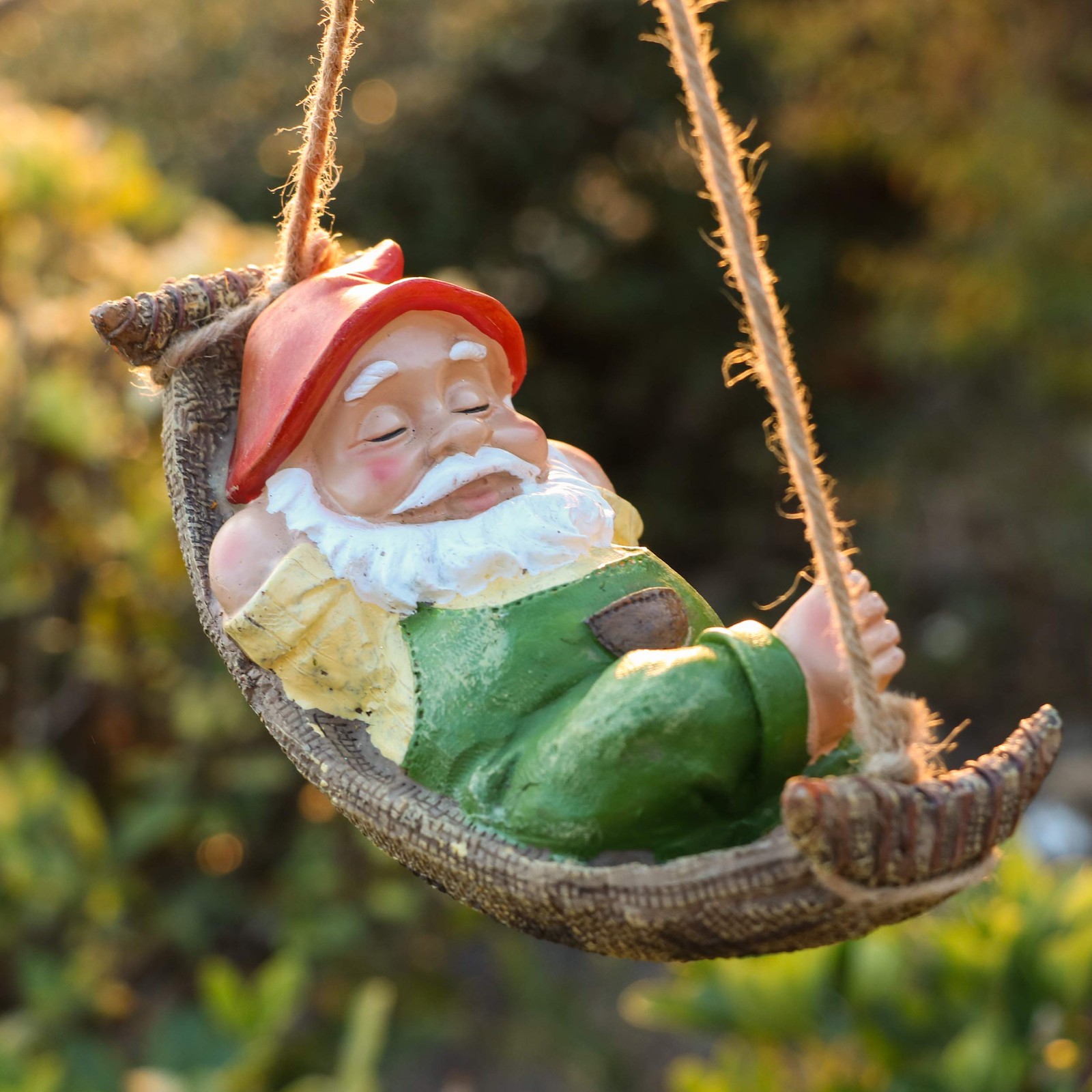 Outdoor Resin Hanging Garden Gnome Statue 8 Inch Decor