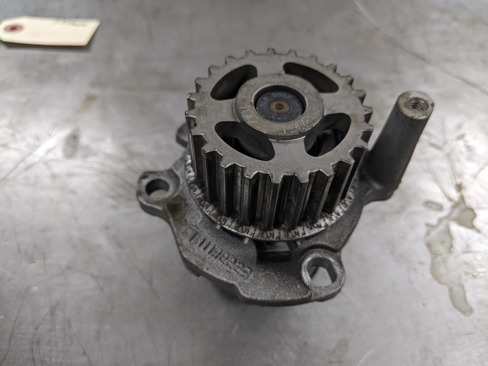 Bomba de refrigerante de agua para 05-09 Audi A4 Quattro 2.0 06F121011 Foto 4 de 4