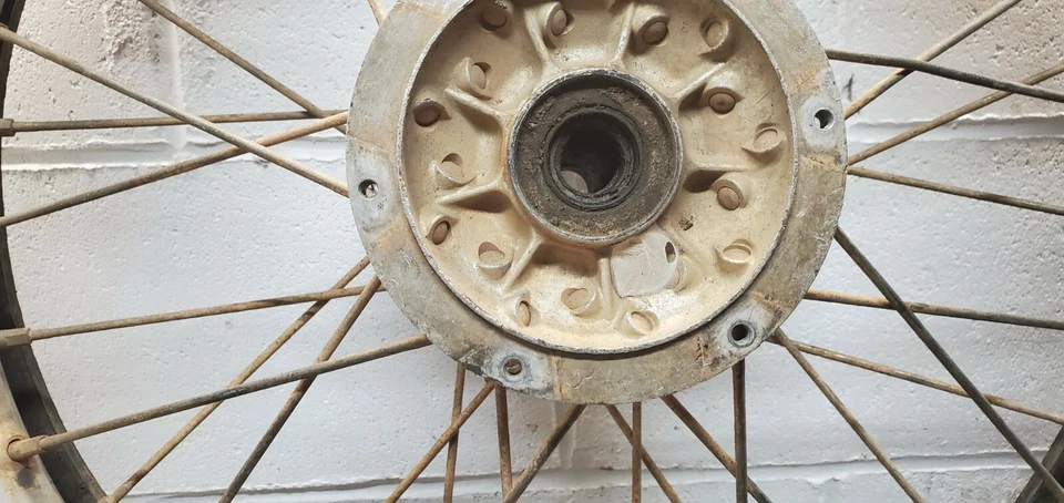 Llanta trasera 99-13 YAMAHA YZ 125 YZ125 01-08 YZ 250 F YZ 250F Foto 4 de 4