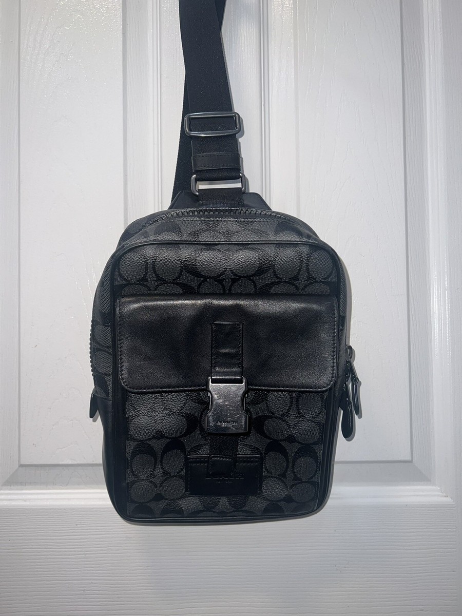 Authentic Coach Track Pack In Signature Canvas, Shoulder Bag