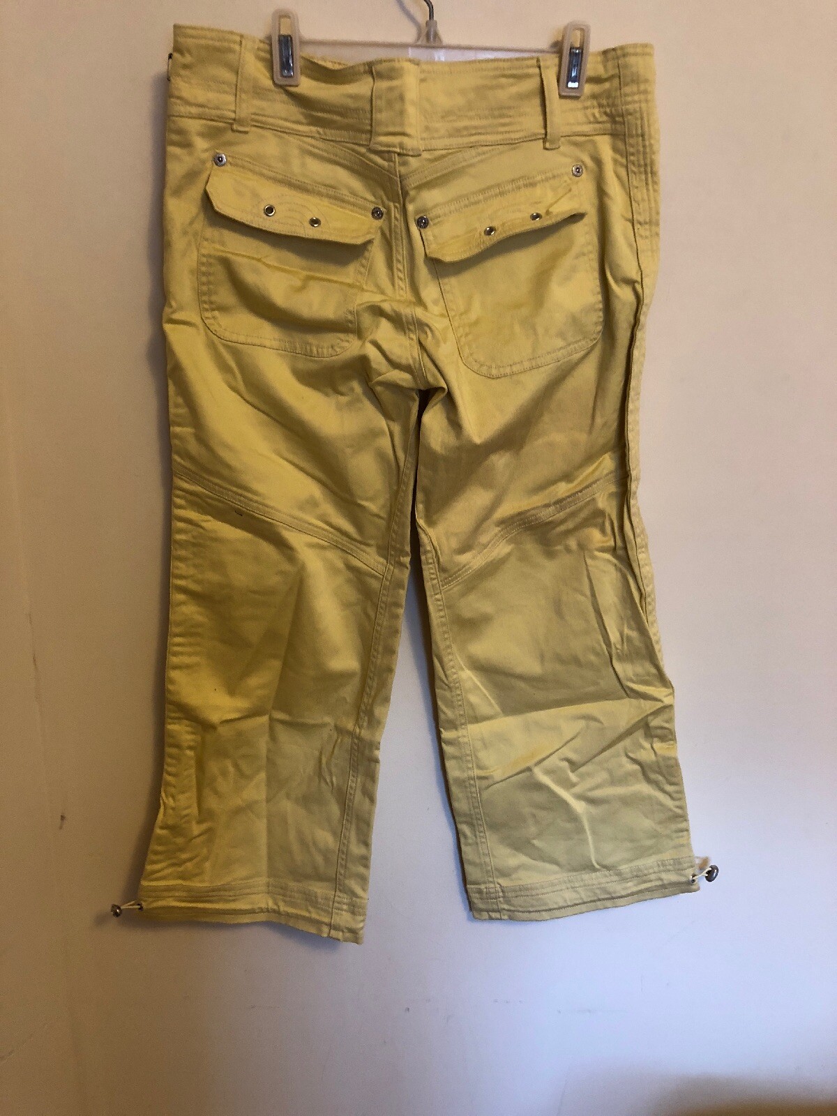 New Vertigo Paris Grommet Cropped Capri Cotton Pants, Size 6 , Yellow