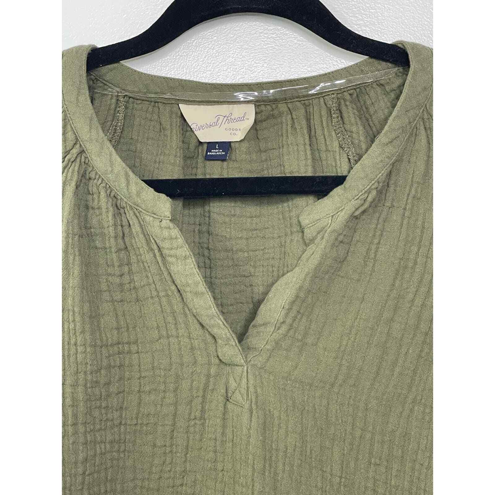 Universal Thread Blouse V-Neck Flutter Sleeves Bo… - image 5