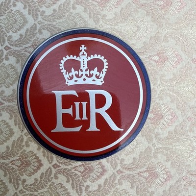 Vintage 1977 Silver Jubilee HRH Queen Elizabeth II Dose with some matches 