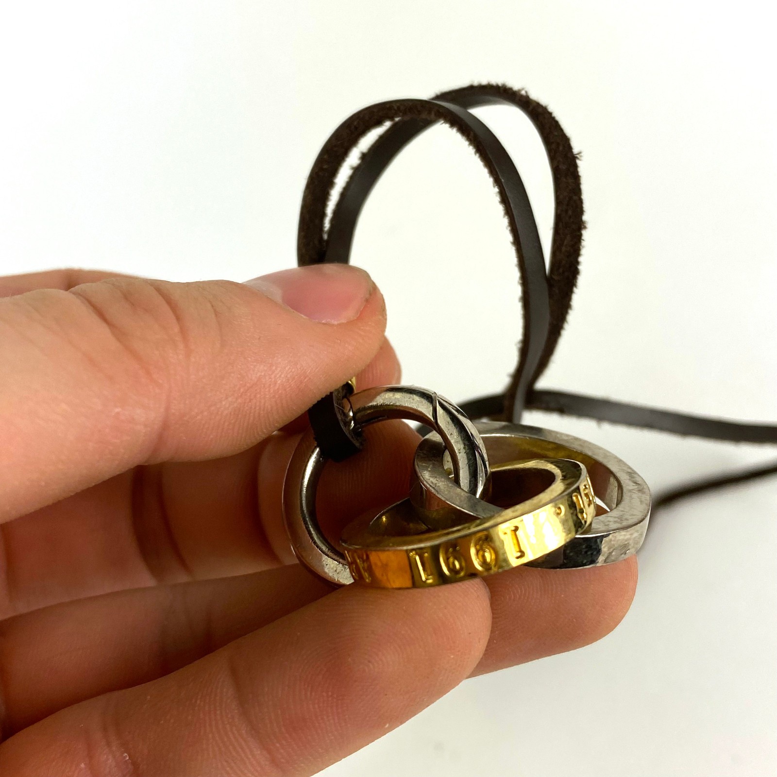 Armani Exchange Interlocking Trinity Necklace Pen… - image 2