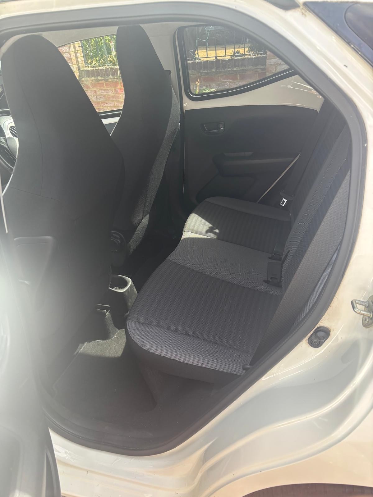 2019 Toyota Aygo, photograph 3