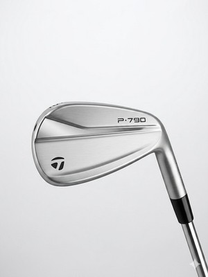 TaylorMade P790 Pitching Wedge Iron Right-Handed Stiff Flex Steel