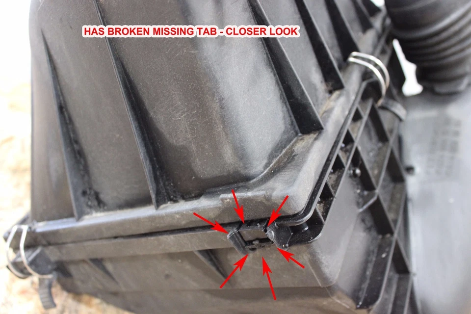 Conjunto de caja de filtro limpiador de admisión de aire Mercedes Clase CLK L70401 1998-2002 FABRICANTE DE EQUIPOS ORIGINALES Foto 3 de 4