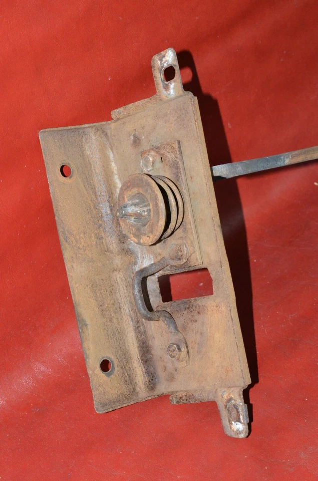 1964 年水星彗星旋风罩闩锁支撑支架和安全锁 复古 原始设备制造商  — 第 4/4 张图片