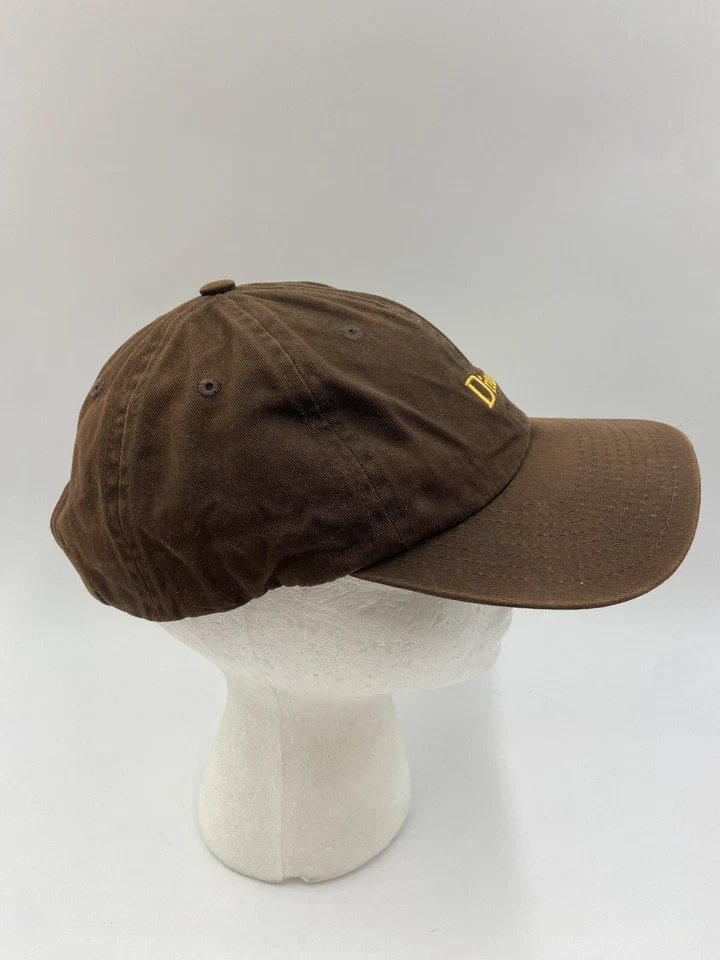 Sombrero con tirantes de 6 paneles marrón de diez centavos con logotipo amarillo Foto 2 de 4