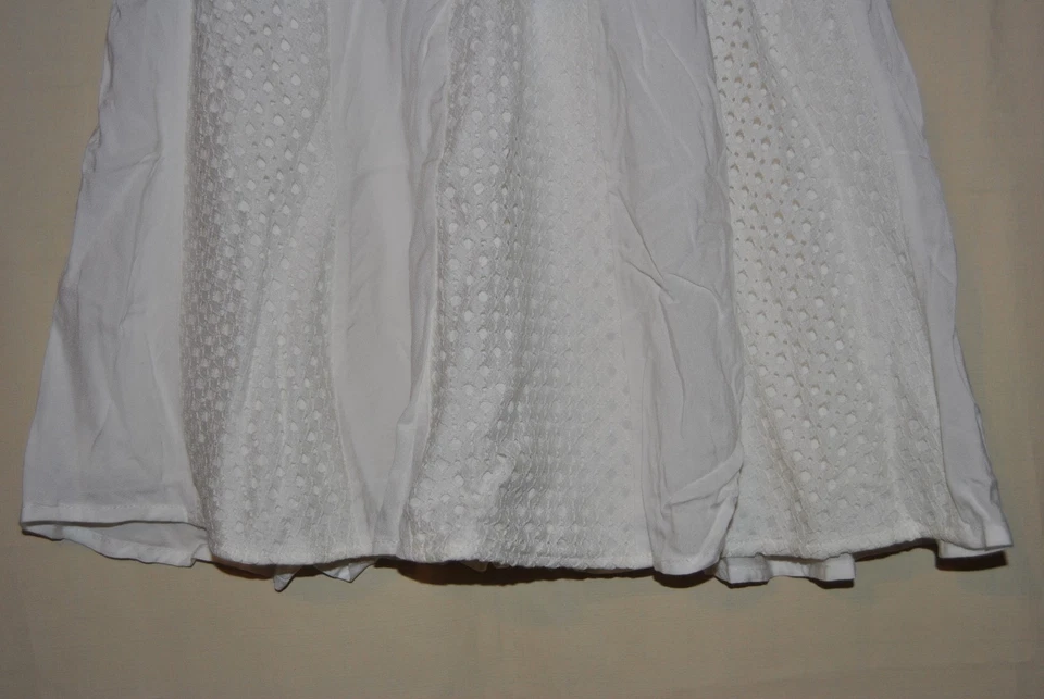 Falda cintura elástica blanca XHILARATION paneles de encaje para niñas nueva sin etiquetas Foto 3 de 4