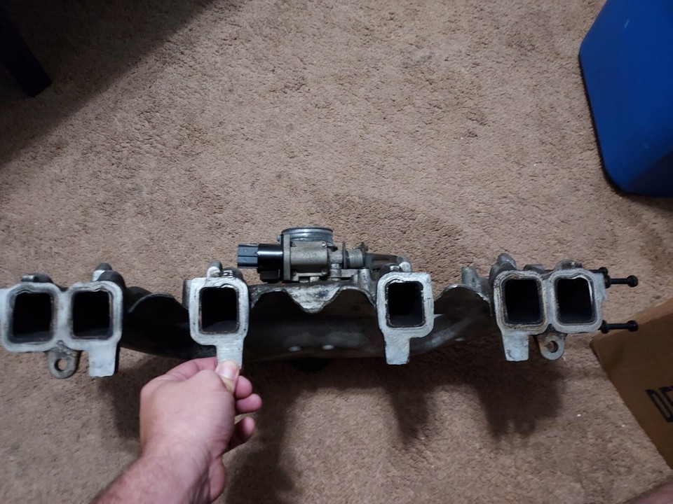Jeep Grand Cherokee 9304 ZJ WJ 4.0 High Output Plenum Intake Manifold