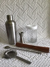 Cocktail Mixed Drinks Martini Tools Strainer Crusher Spoon Shot Shaker Glass