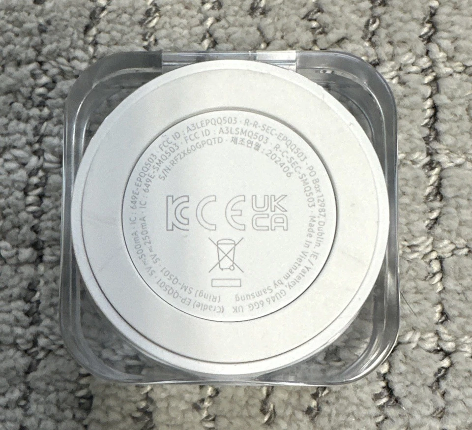 Estuche de carga anillo inteligente Samsung Galaxy Ring cargador tamaño 11 OEM Foto 3 de 4