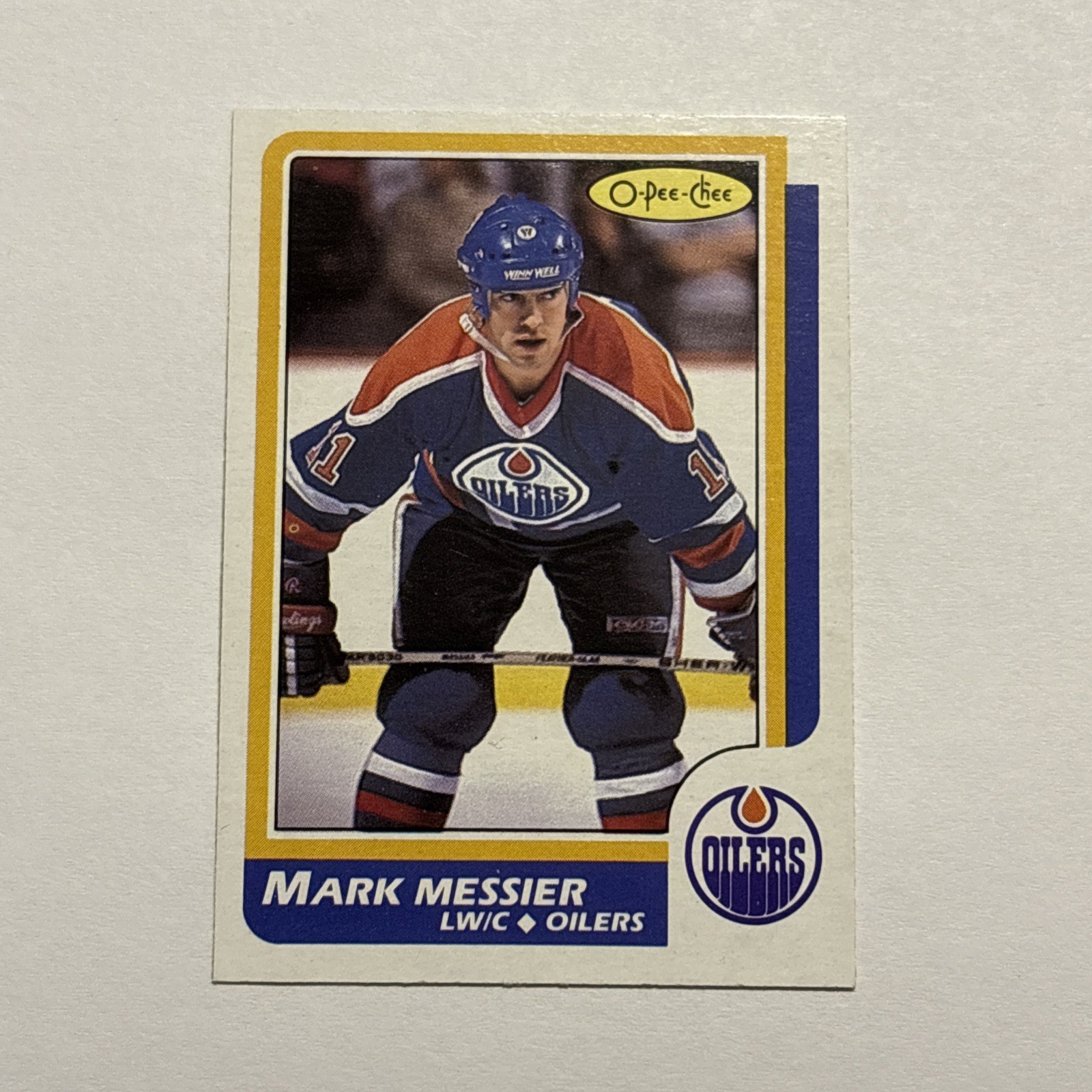 Mark Messier 1986-87 O-Pee-Chee Card #186 Edmonton Oilers