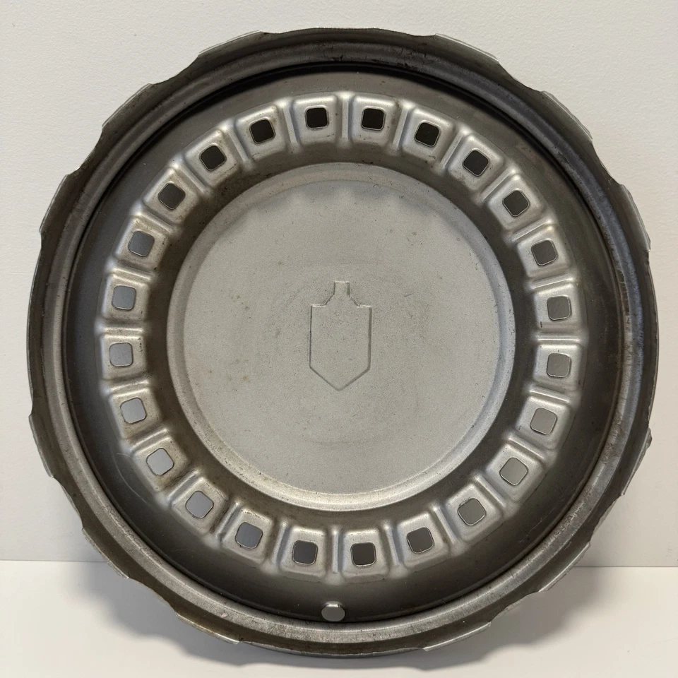 OEM Single 14" Hub Cap Wheel Cover 14020995 1981-85 Chevrolet Monte Carlo - Image 3 of 4