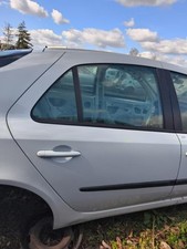 Porte arrière et accessoires Renault LAGUNA