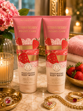 2 Bath  Body Works Strawberry Pound Cake Moisturizing Body Wash 10 oz