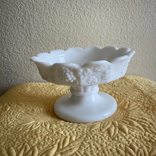 Vtg Westmoreland Milk Glass Paneled Grape Scalloped Bowl with Footed Pedestal