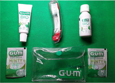 Gum Traveler Kit Bio spazzolino dentifricio collutorio scovolini viaggio aereo