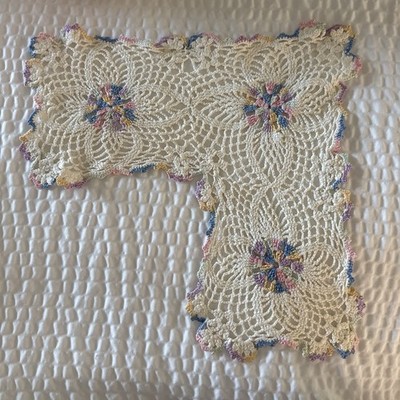 Vtg Handmade Crochet Doily Corner Piece Lace Table Topper White & Variegated