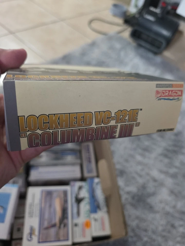 DRAGON WINGS WARBIRDS SERIES  1:400  LOCKHEED VC-121E  "COLUMBINE III" Read Desc - Image 3 of 4