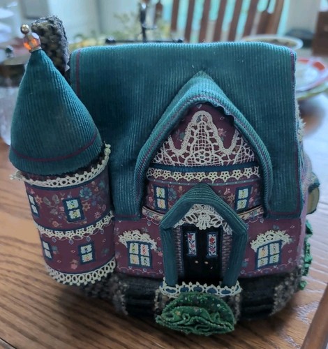 Mary Morine Vintage Stoff Schatzhaus Box ~ Victorian Home ~ 2 Versteckfächer
