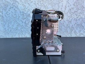 04-07 Jaguar XJ8 Navigation Head Unit W/ Climate Control Unit