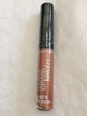 Misslyn Metal Wonder Matte Lip Cream 8 ml - Nr. 02 golden truffle