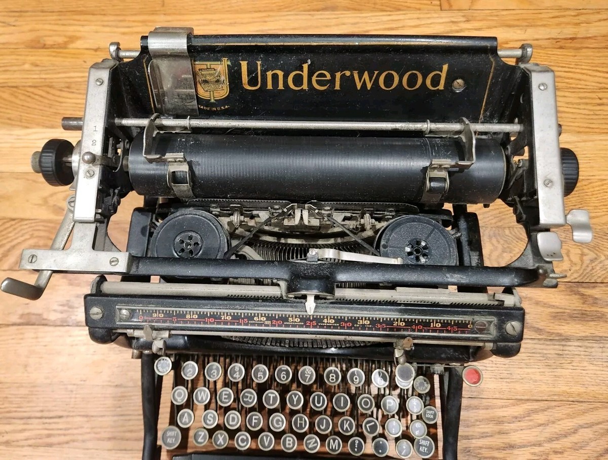 Old Vintage 1917 UNDERWOOD Standard Typewriter No. 5 Black Made In